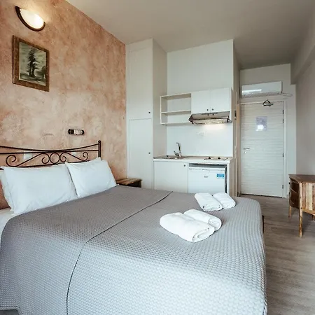 Mari Hotel & Maisonettes Tolo Exterior photo