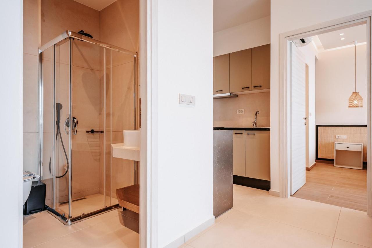 Mari & Maisonettes Apartment Tolo