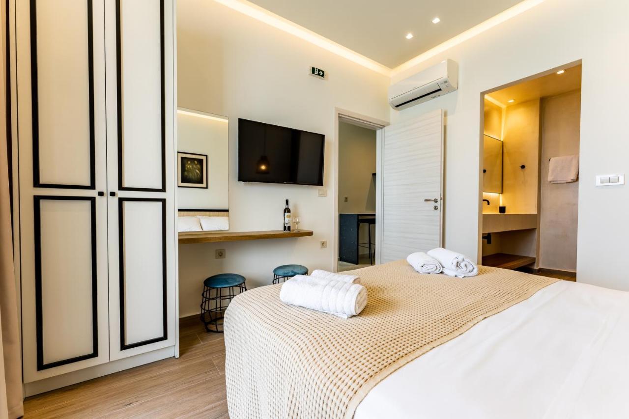 Mari & Maisonettes Apartment